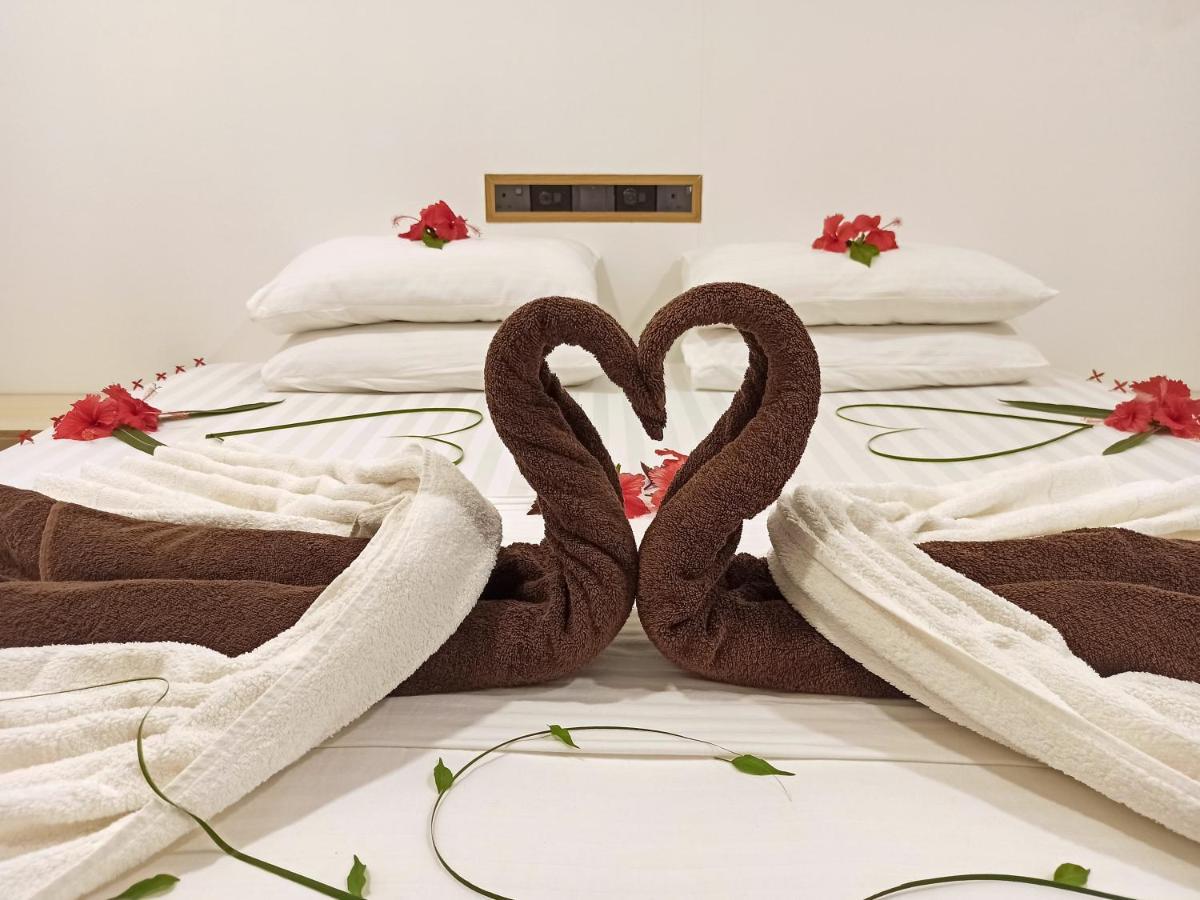 Sky Inn Thoddoo Dış mekan fotoğraf